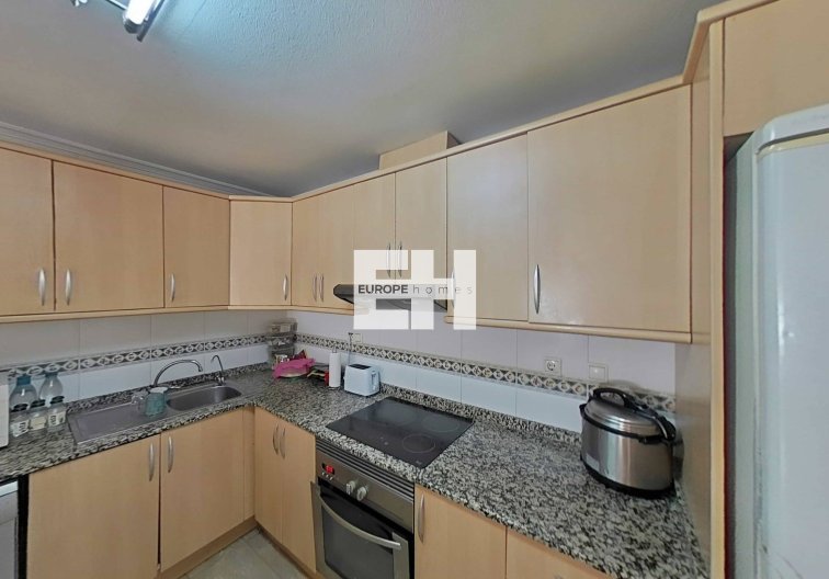 Segunda mano - Apartamento  - Torrevieja - Estacion De Autobuses