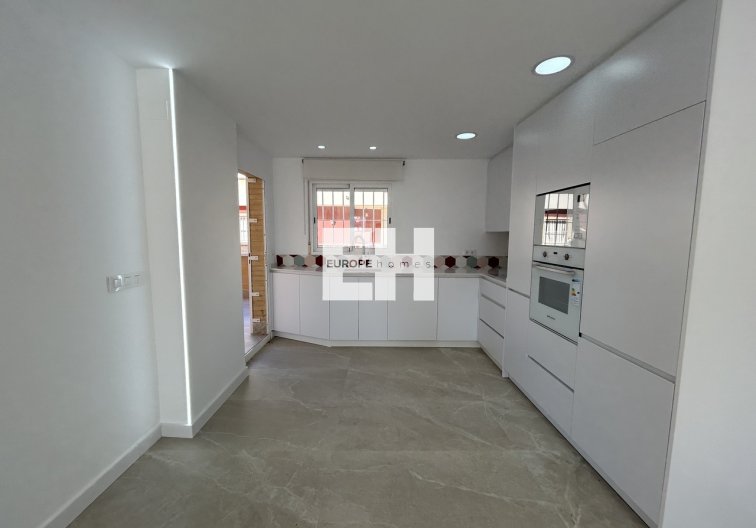 Segunda mano - Apartamento  - Pilar de la Horadada - Costa Blanca