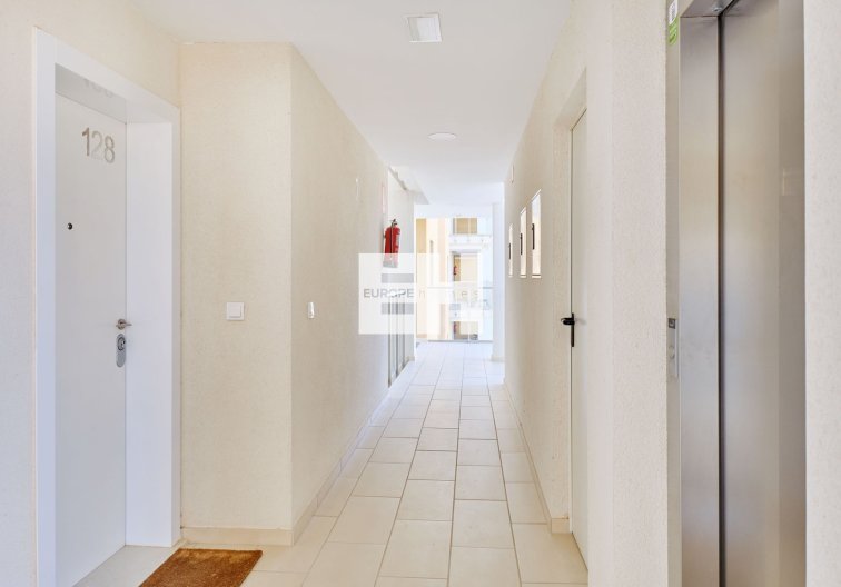 Resale - Apartment - Orihuela Costa - Costa Blanca