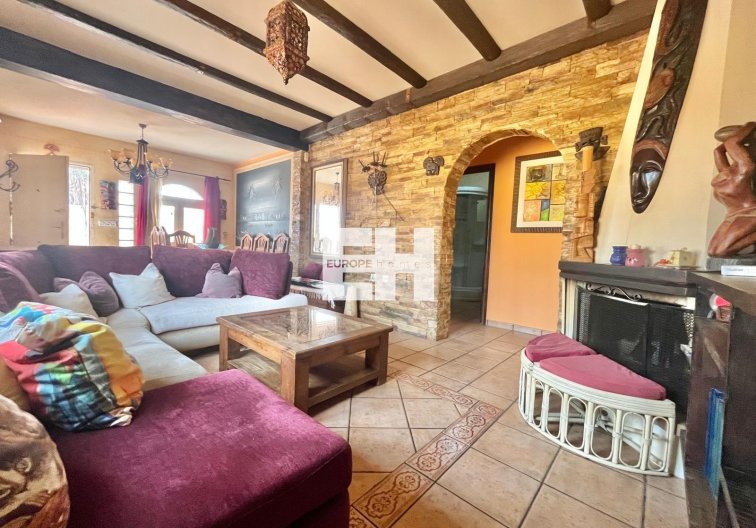 Resale - villa - Torrevieja - Los Balcones - Los Altos Del Edén