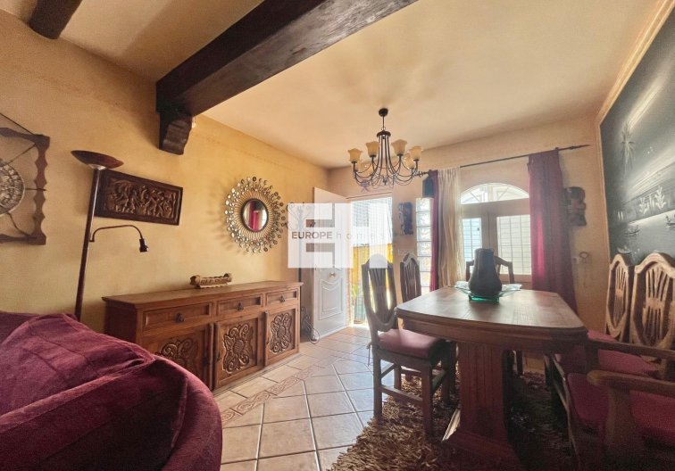 Resale - villa - Torrevieja - Los Balcones - Los Altos Del Edén