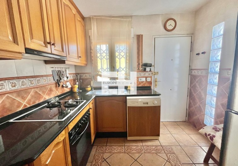 Resale - villa - Torrevieja - Los Balcones - Los Altos Del Edén