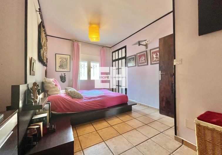 Resale - villa - Torrevieja - Los Balcones - Los Altos Del Edén