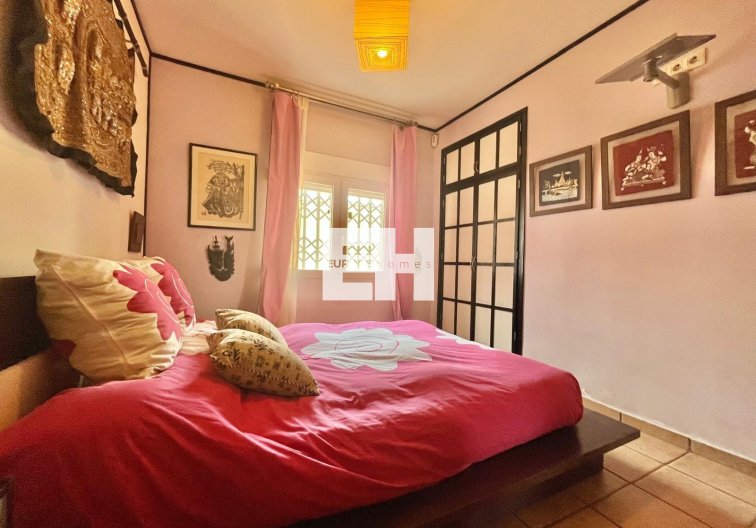 Resale - villa - Torrevieja - Los Balcones - Los Altos Del Edén