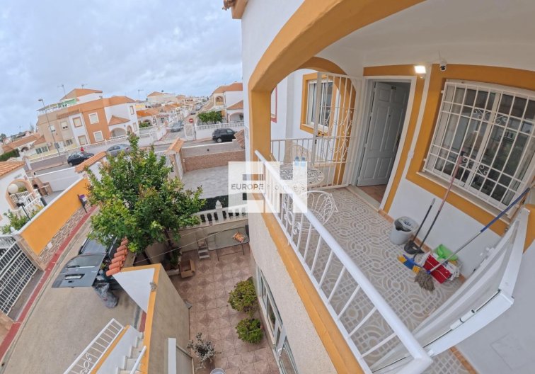 Segunda mano - Bungalow - Torrevieja - El Limonar