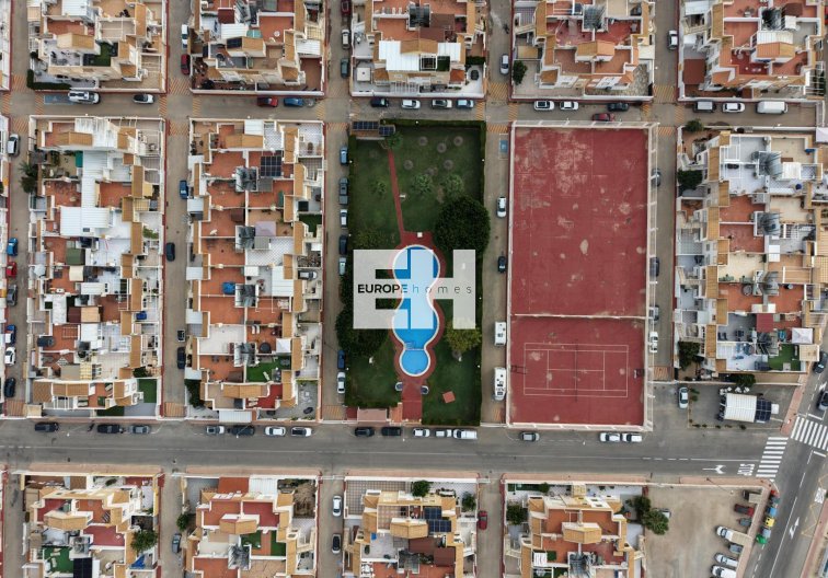 Segunda mano - Bungalow - Torrevieja - El Limonar