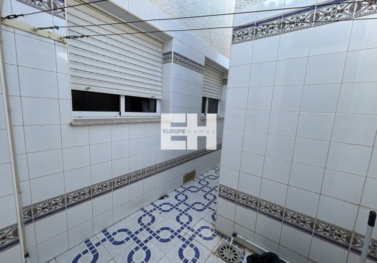 Resale - town house - Torre de la Horadada - Costa Blanca