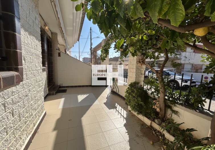 Resale - town house - Torre de la Horadada - Costa Blanca