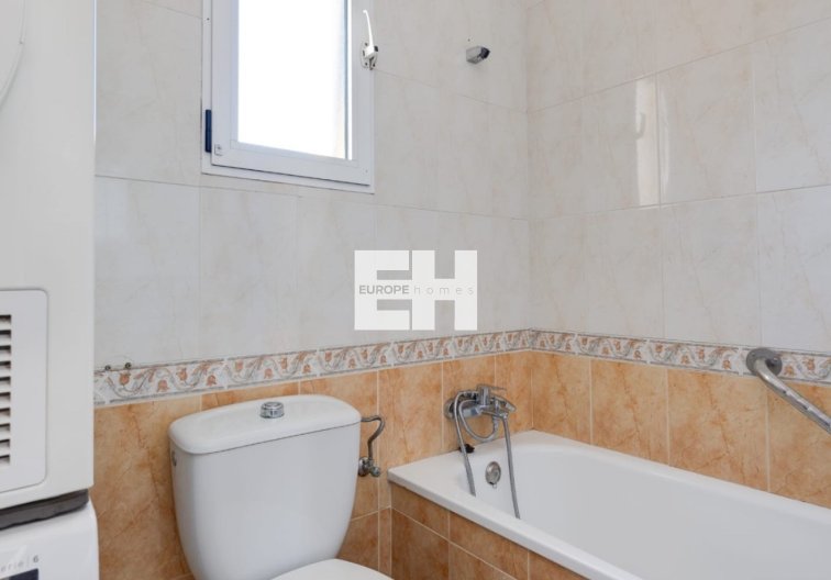 Resale - town house - Torrevieja - Costa Blanca