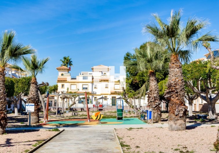 Resale - town house - Torrevieja - Costa Blanca