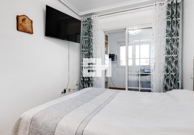 Resale - town house - Torrevieja - Costa Blanca