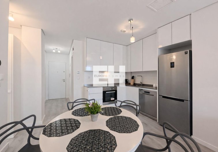 Resale - Apartment - Orihuela Costa - Villamartín