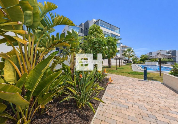 Resale - Apartment - Orihuela Costa - Villamartín