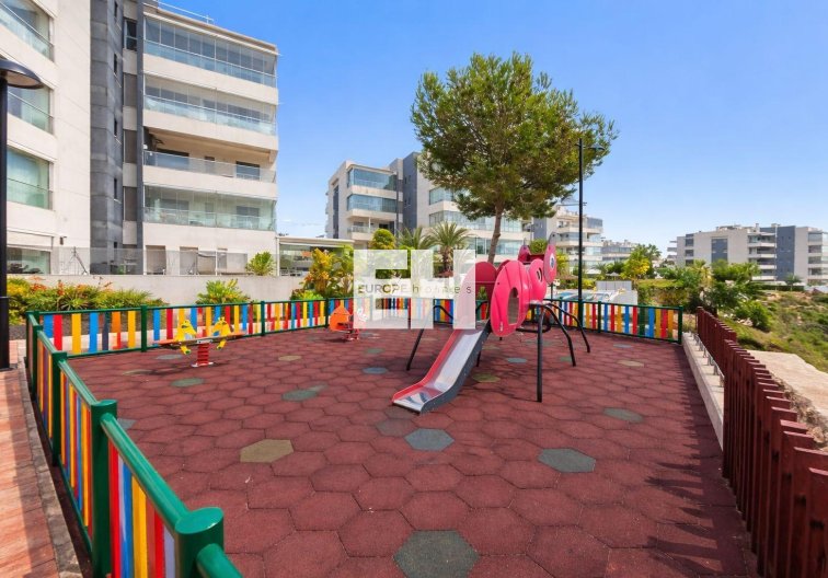 Resale - Apartment - Orihuela Costa - Villamartín