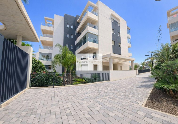Resale - Apartment - Orihuela Costa - Villamartín