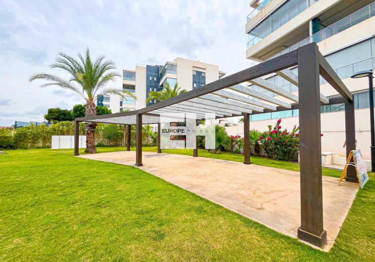 Resale - Apartment - Orihuela Costa - Villamartín