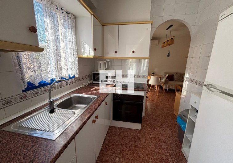 Resale - Apartment - Torrevieja - Playa de los Locos