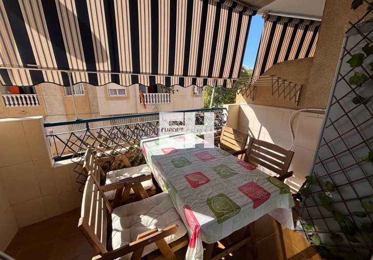 Resale - Apartment - Torrevieja - Playa de los Locos