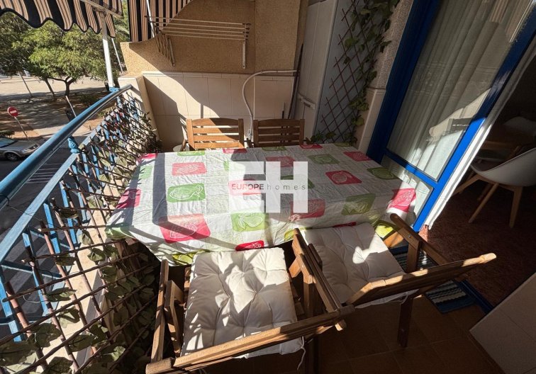 Resale - Apartment - Torrevieja - Playa de los Locos