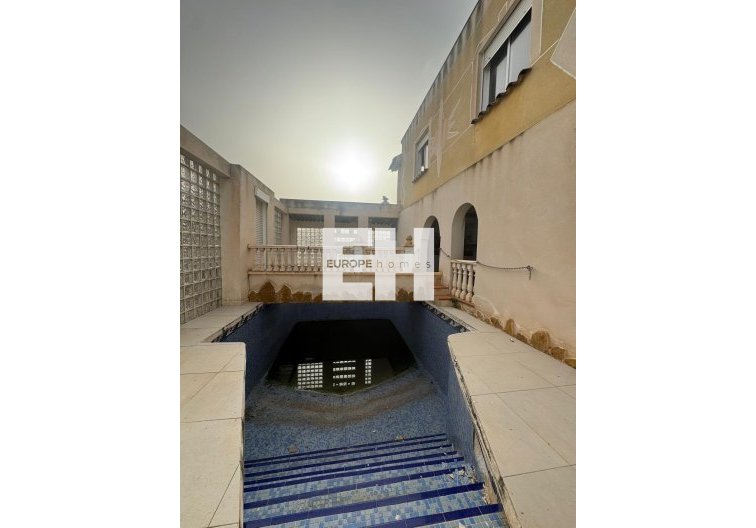 Segunda mano - villa - Orihuela - La Campaneta