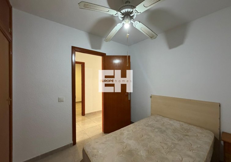 Resale - Apartment - Torrevieja - Playa de los Locos