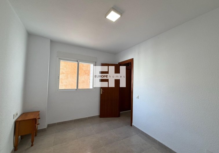 Resale - Apartment - Torrevieja - Playa de los Locos