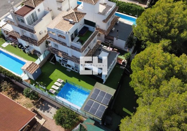 Revente - villa - Orihuela Costa - Costa Blanca