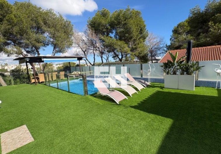 Revente - villa - Orihuela Costa - Costa Blanca