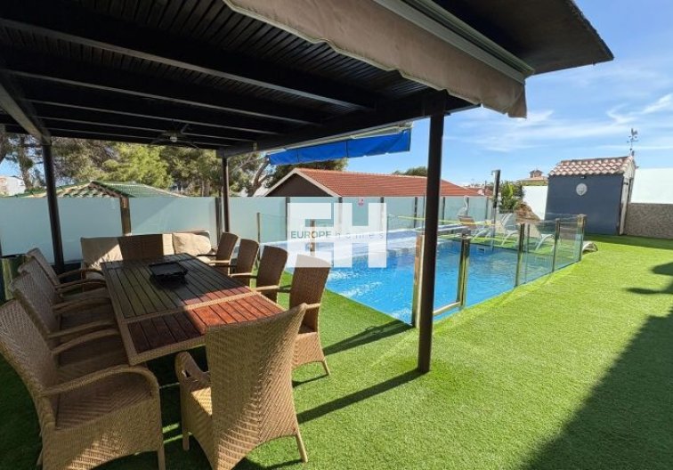 Revente - villa - Orihuela Costa - Costa Blanca