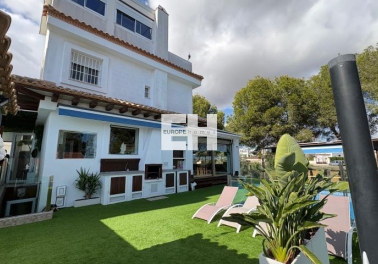 Revente - villa - Orihuela Costa - Costa Blanca
