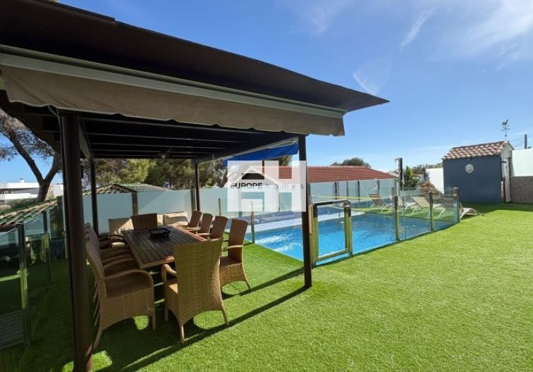 Revente - villa - Orihuela Costa - Costa Blanca