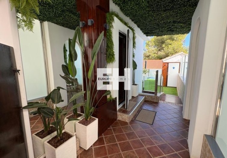 Revente - villa - Orihuela Costa - Costa Blanca