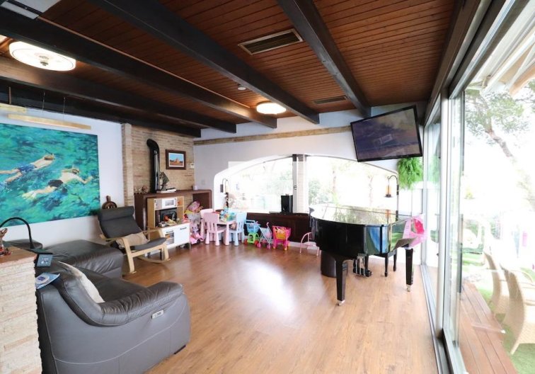 Resale - villa - Orihuela Costa - Costa Blanca