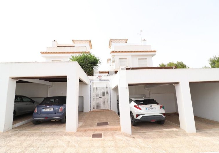 Resale - villa - Orihuela Costa - Costa Blanca