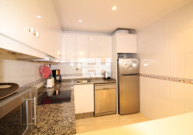 Segunda mano - Apartamento  - Torrevieja - Centro