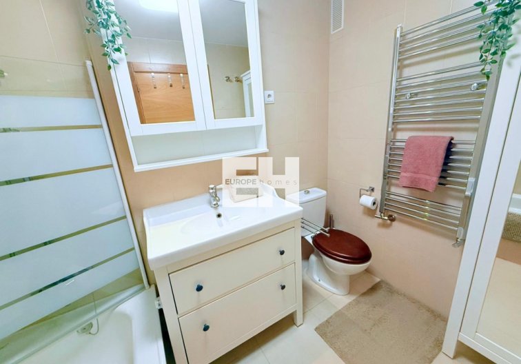 Resale - Apartment - Hacienda Riquelme Golf Resort - Inland