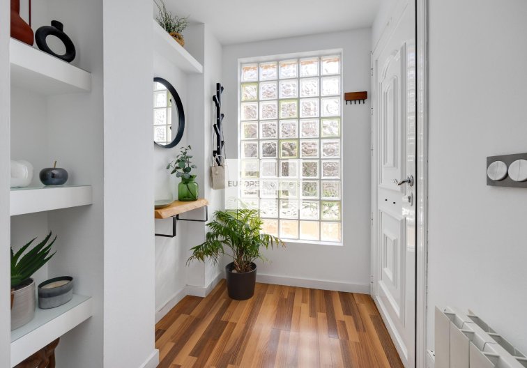 Segunda mano - villa - Los Montesinos - La Herrada