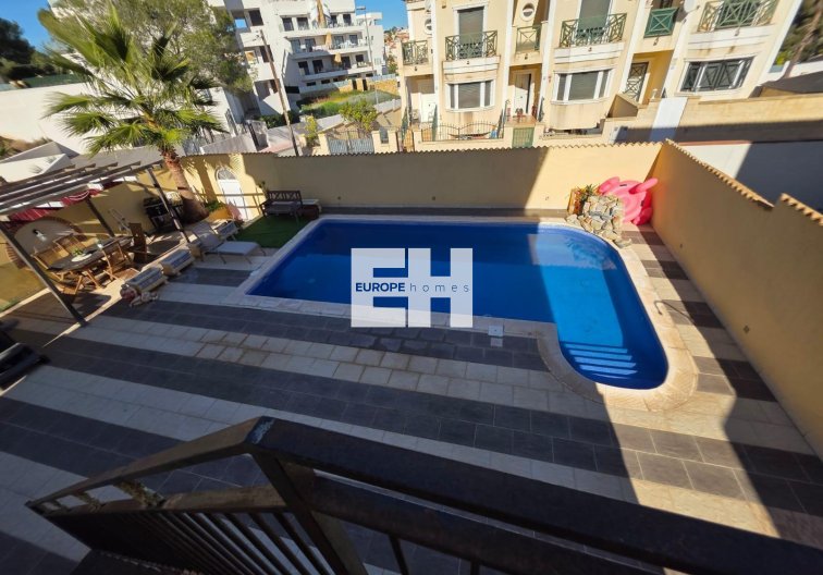 Segunda mano - villa - Orihuela Costa - Villamartín-las Filipinas