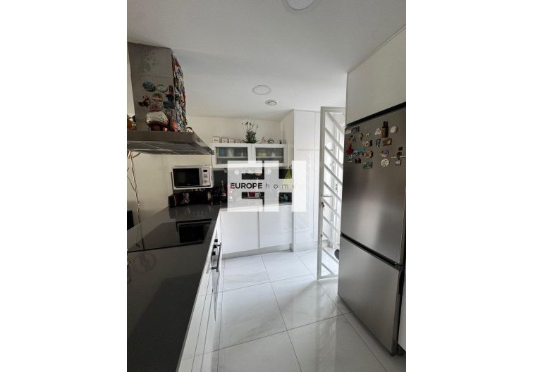 Resale - town house - Bigastro - Comunidad Valenciana