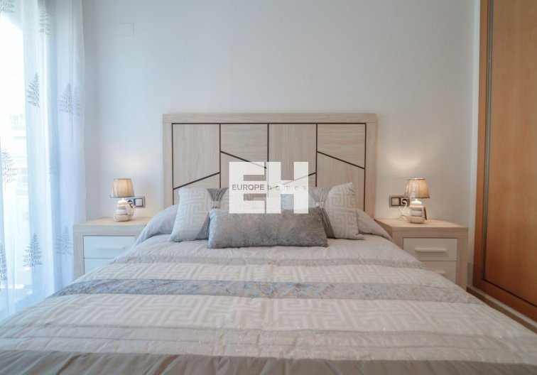 Resale - Apartment - Torrevieja - Playa del Cura