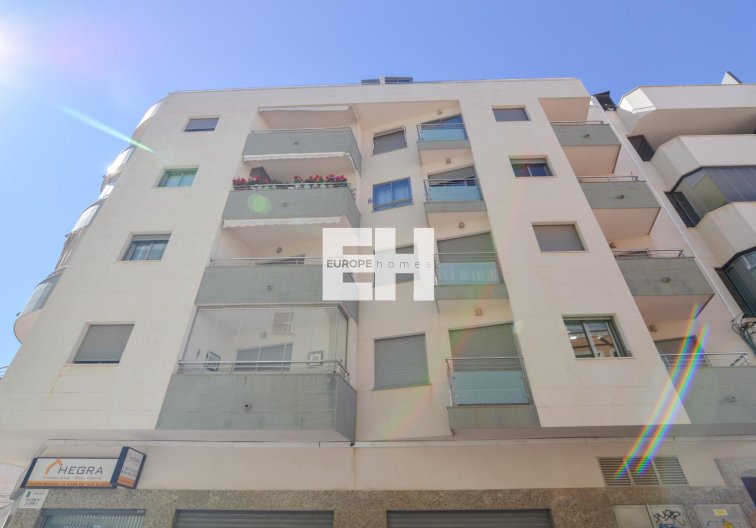 Resale - Apartment - Torrevieja - Playa del Cura