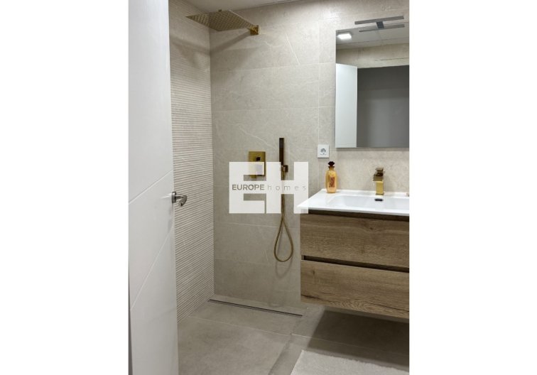 Resale - Apartment - Torrevieja - Costa Blanca