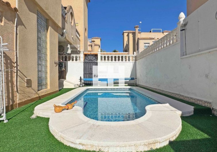 Resale - town house - Orihuela Costa - Costa Blanca