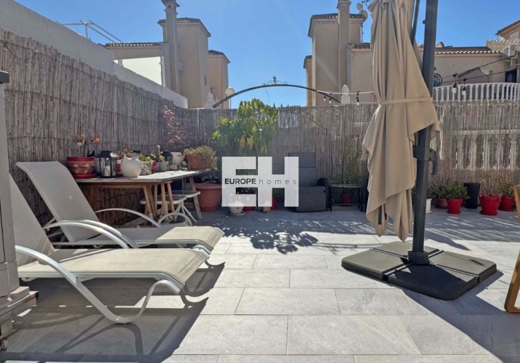 Resale - town house - Orihuela Costa - Costa Blanca