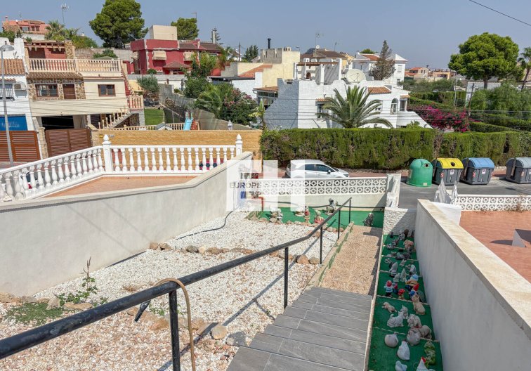 Resale - town house - Torrevieja - Costa Blanca