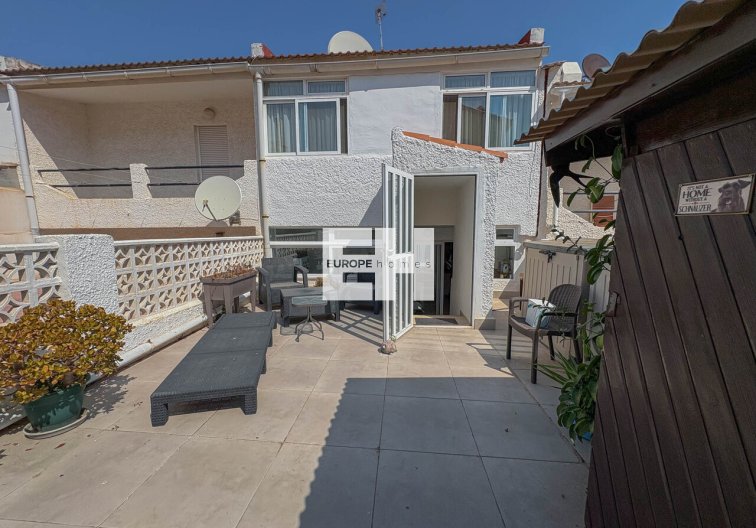 Resale - town house - Torrevieja - Costa Blanca
