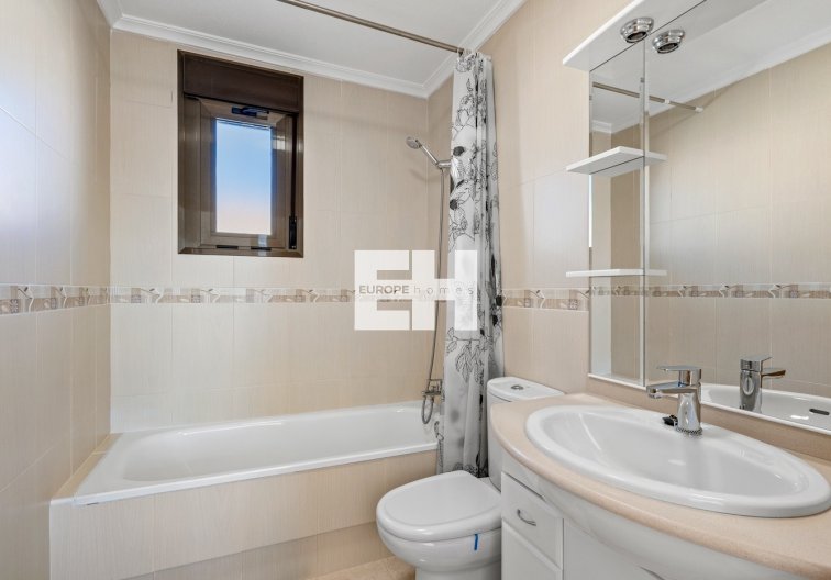 Resale - town house - San Miguel de Salinas - Inland