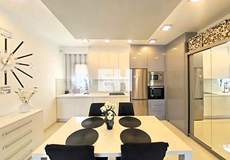 Resale - Apartment - Pilar de la Horadada - La Torre De La Horadada