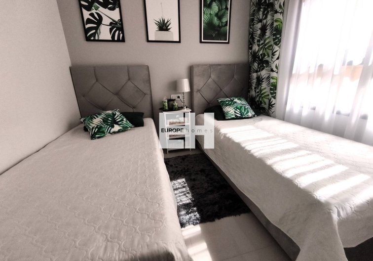 Resale - Apartment - Pilar de la Horadada - La Torre De La Horadada