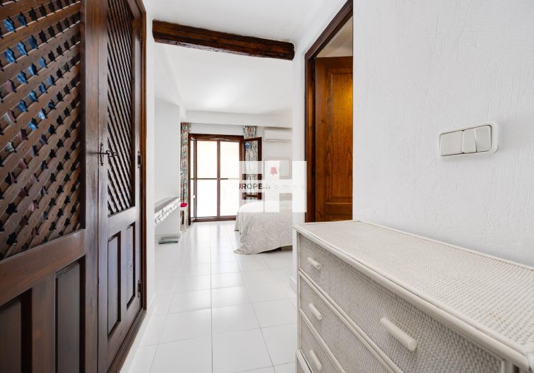 Resale - Apartment - Torrevieja - Playa de los Locos